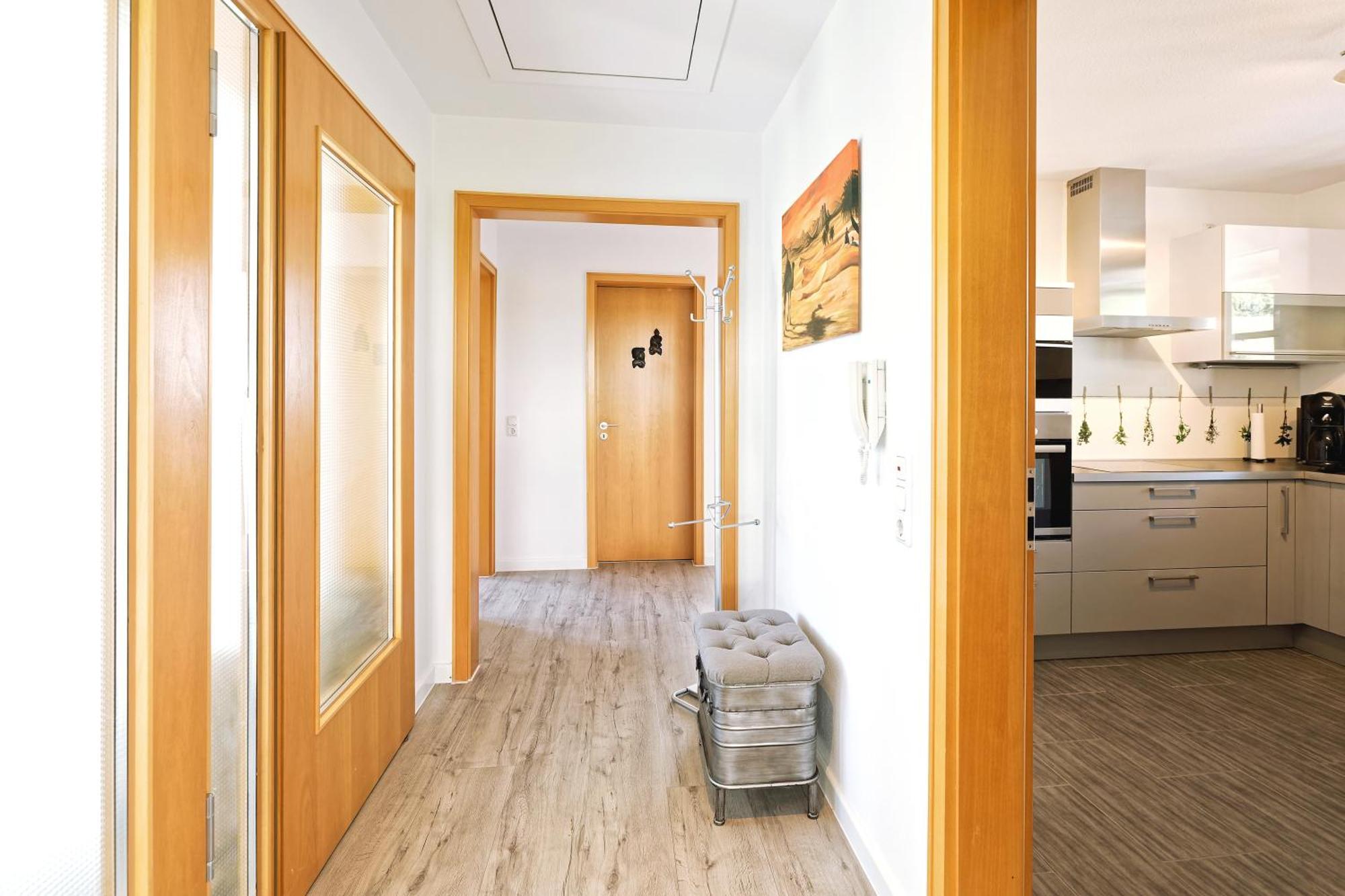 Grosszuegiges Helles Penthouse -Komplette Etage- Mit Balkon Und Stellplatz In Ruhiger Lage クルムバッハ エクステリア 写真